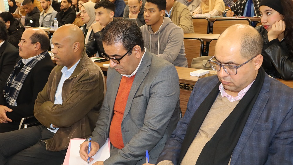 "ندوة علمية تحت عنوان: "آثار التغيرات المناخية: واقع مضطرب وآفاق غامضة، أية حلول للمجتمع الإبداعي؟